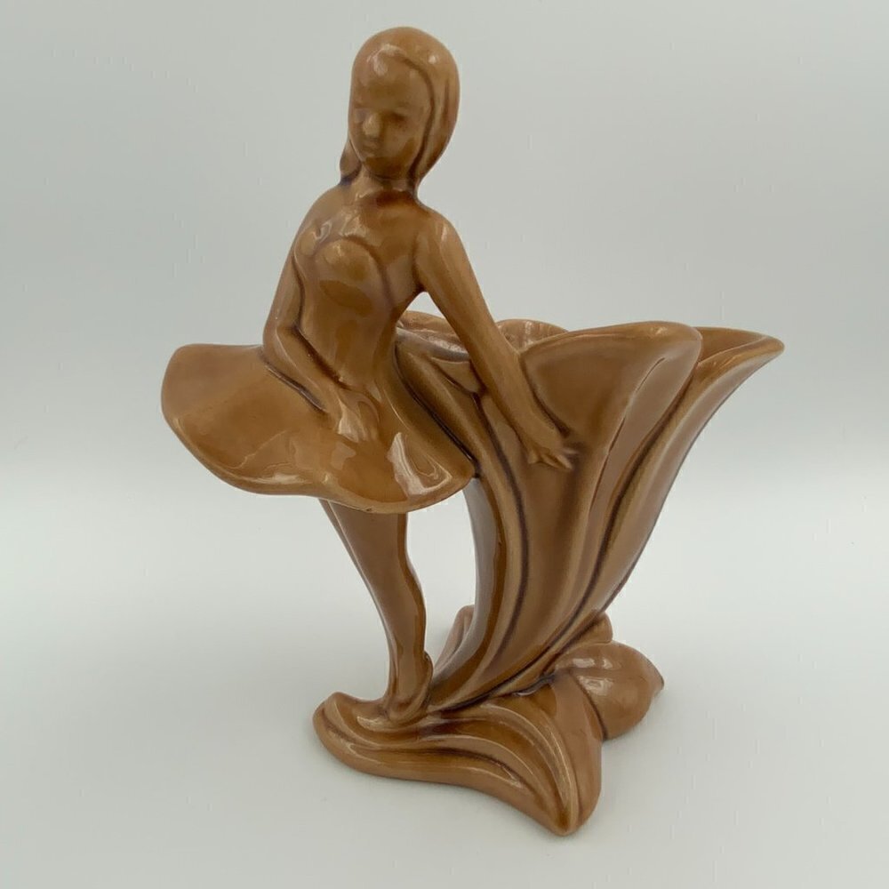 Vintage Haegar #3531 Brown Pottery Ballerina with Tulip Vase Art Deco